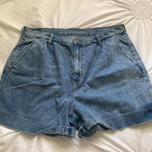 High Waisted Mom Shorts!